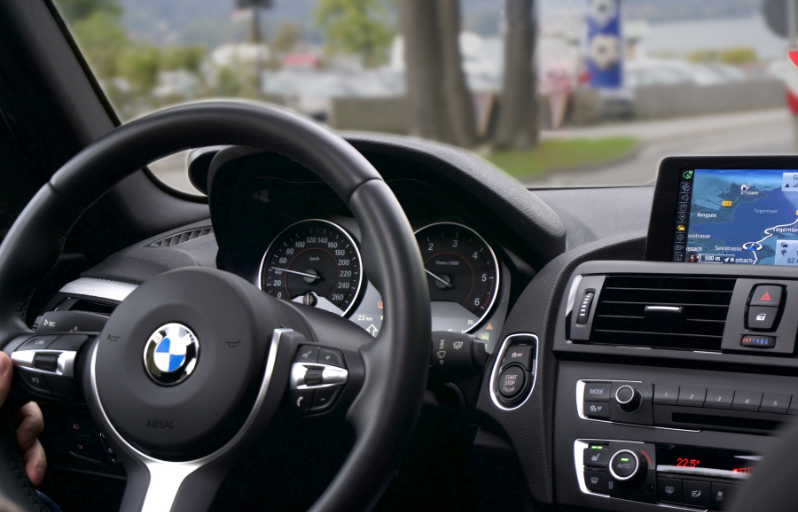 clean car navigation system