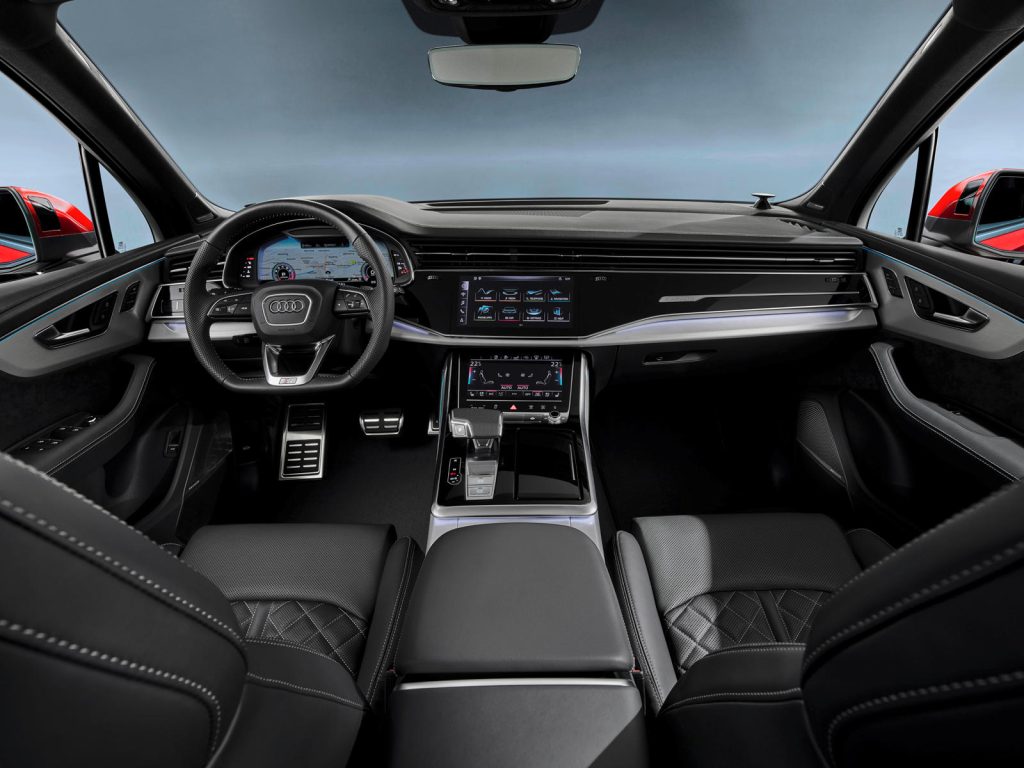 2023 audi q7 interior